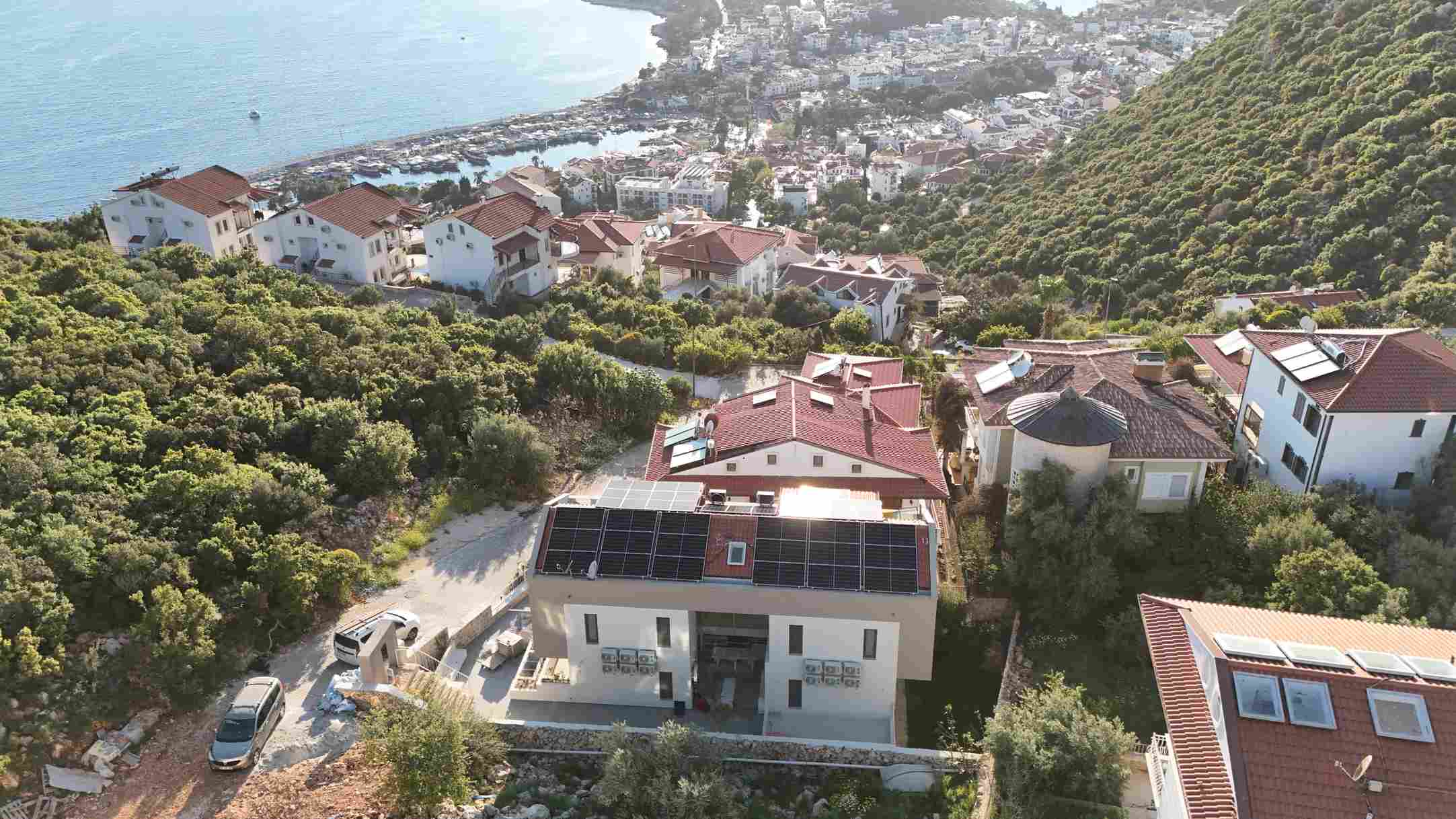 Kaş - ANTALYA da 18 Kwp Çatı Ges Kurulumu