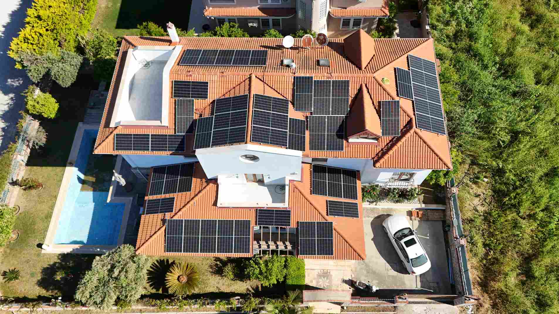 Fethiye - MUĞLA da 25 Kwp Villa Çatı Ges Kurulumu